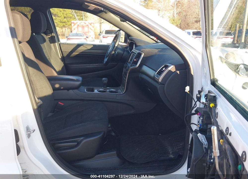 2015 JEEP GRAND CHEROKEE LAREDO VIN: 1C4RJFAG0FC814742