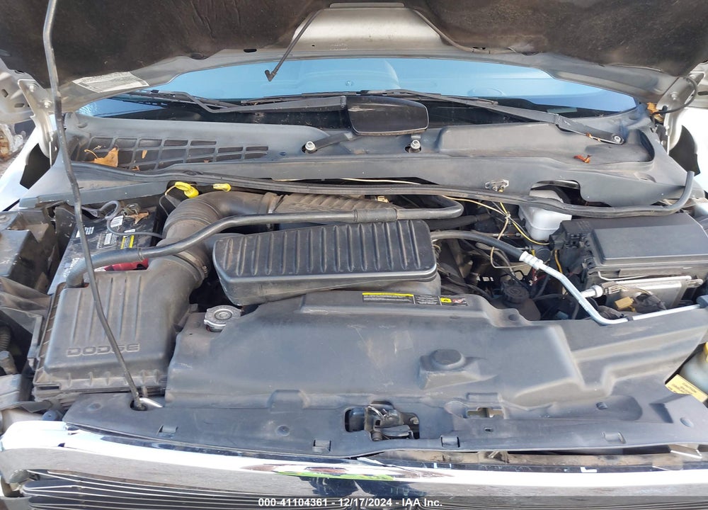 2005 DODGE DURANGO SLT VIN: 1D4HD48N25F615879