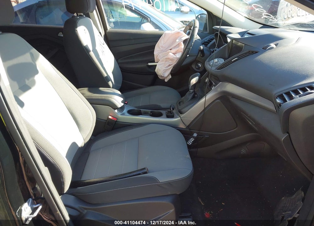2016 FORD ESCAPE SE VIN: 1FMCU0GX5GUB22422