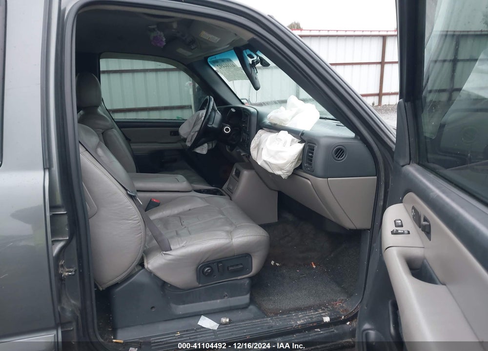 2001 CHEVROLET TAHOE LT VIN: 1GNEK13T11J317025