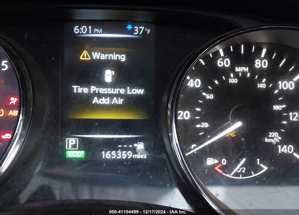 2017 NISSAN ROGUE SV VIN: KNMAT2MT4HP571456