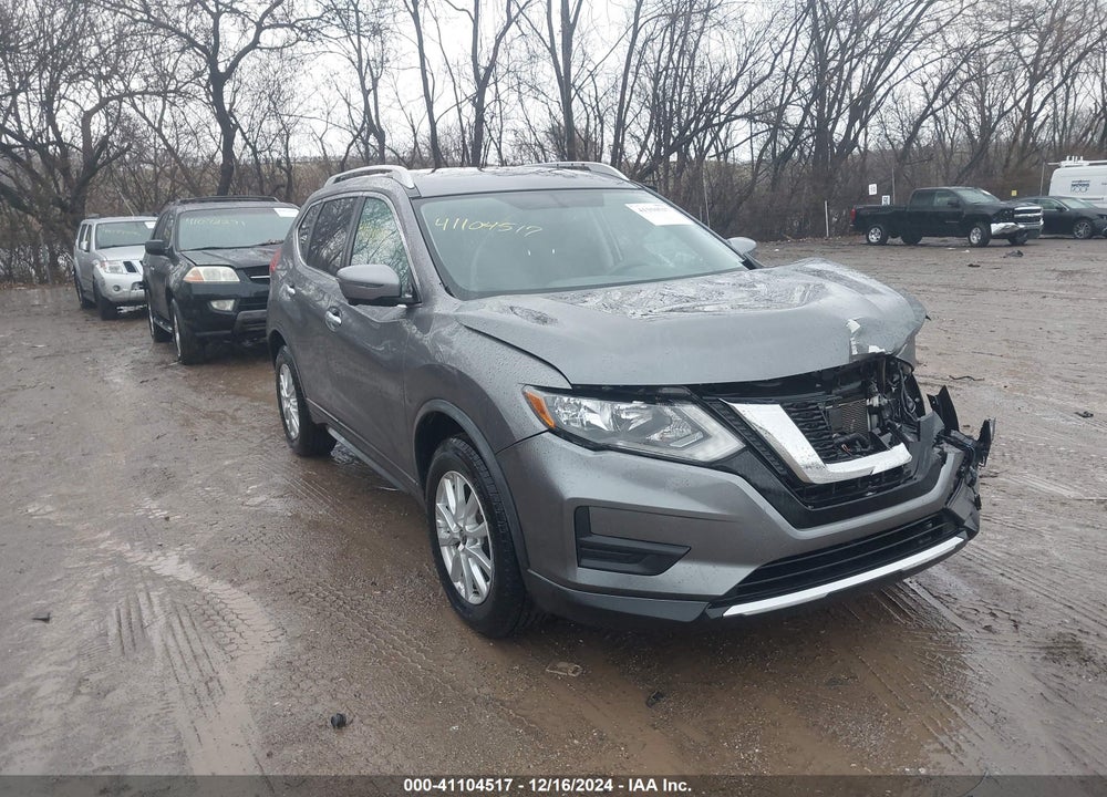 2017 NISSAN ROGUE SV VIN: KNMAT2MV0HP614420