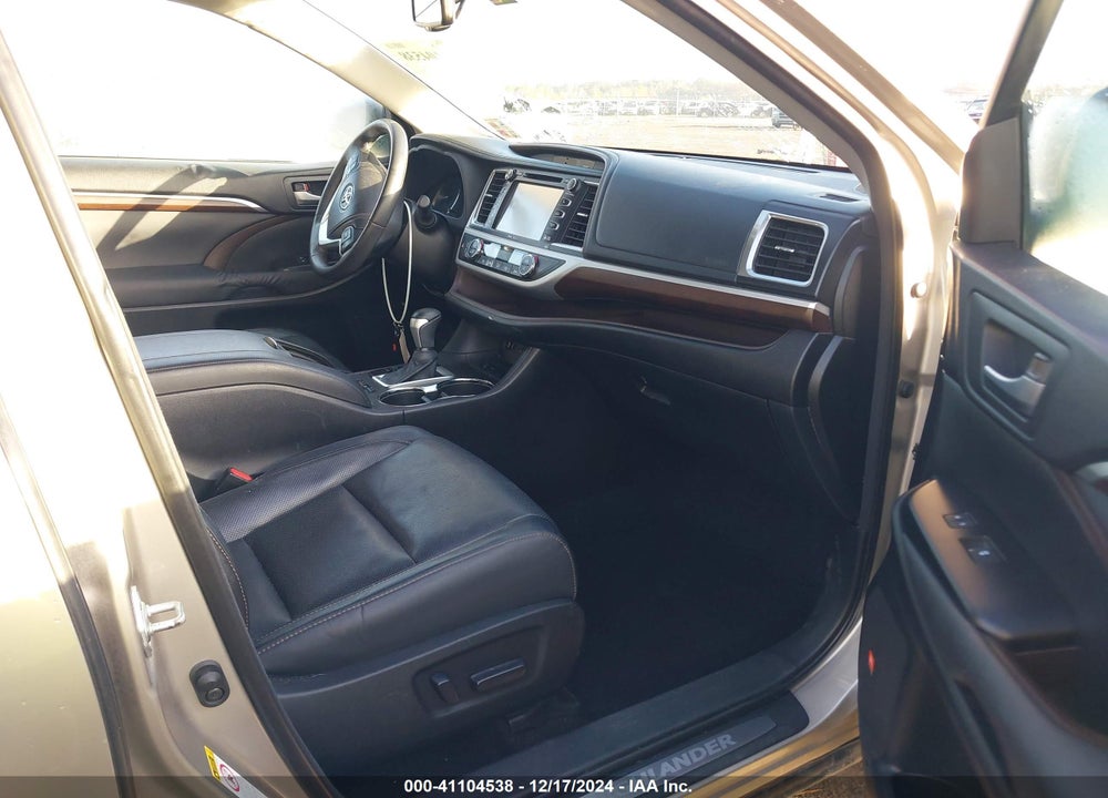 2014 TOYOTA HIGHLANDER LIMITED V6 VIN: 5TDYKRFHXES017777