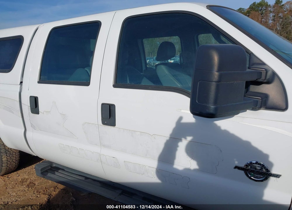 2011 FORD F-250 XL VIN: 1FT7W2BT0BEB57775