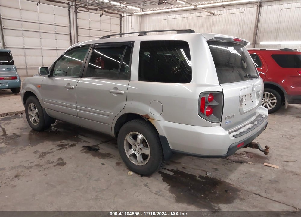 2006 HONDA PILOT EX VIN: 5FNYF28456B005869