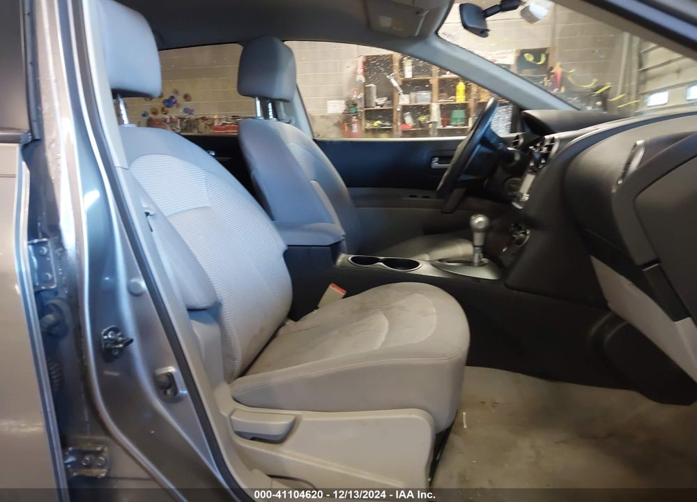 2011 NISSAN ROGUE SV VIN: JN8AS5MV6BW678676