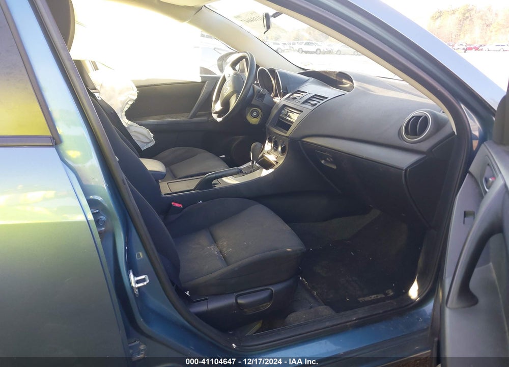 2010 MAZDA 3 I SPORT VIN: JM1BL1SGXA1344012
