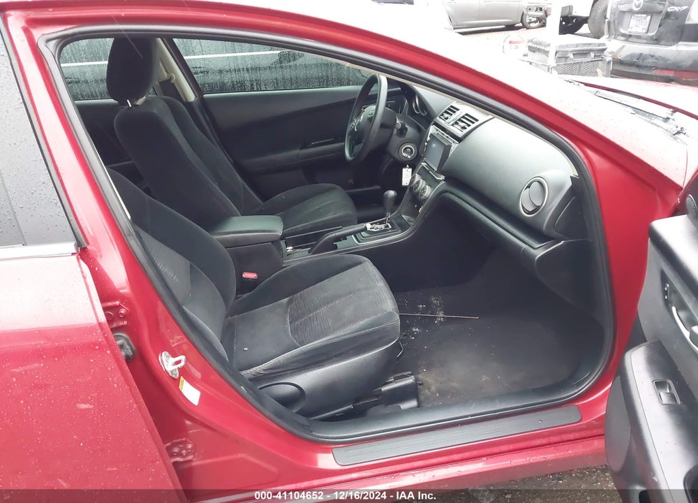 2010 MAZDA 6 I SPORT VIN: 1YVHZ8BHXA5M41241