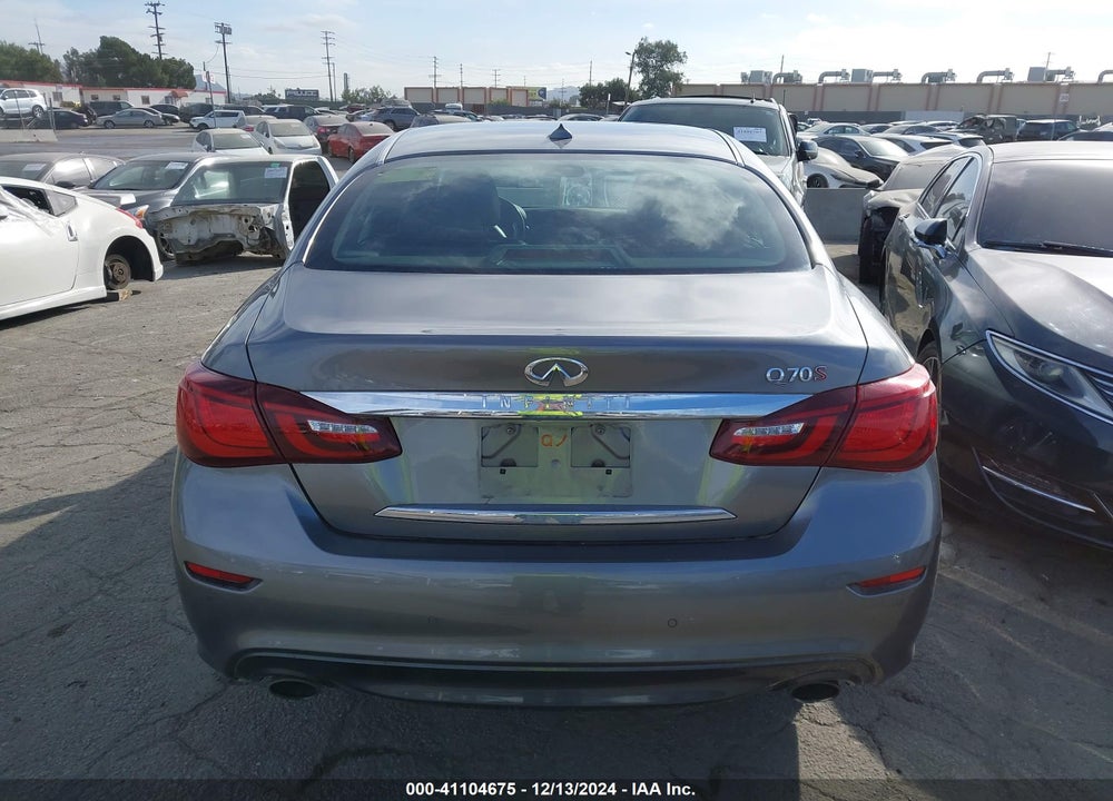 2015 INFINITI Q70 3.7 VIN: JN1BY1AP7FM542381