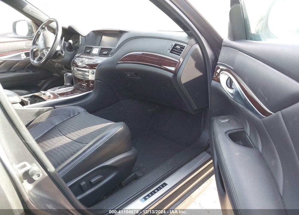 2015 INFINITI Q70 3.7 VIN: JN1BY1AP7FM542381