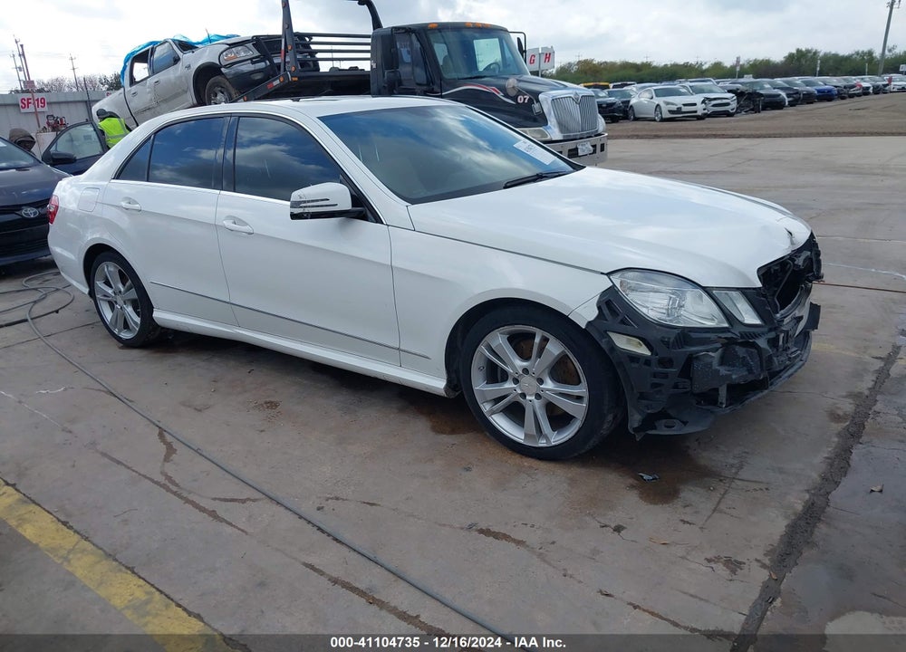 2013 MERCEDES-BENZ E 350 VIN: WDDHF5KB2DA703215