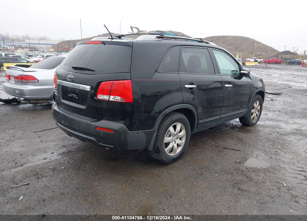 2012 KIA SORENTO LX VIN: 5XYKT4A67CG260341