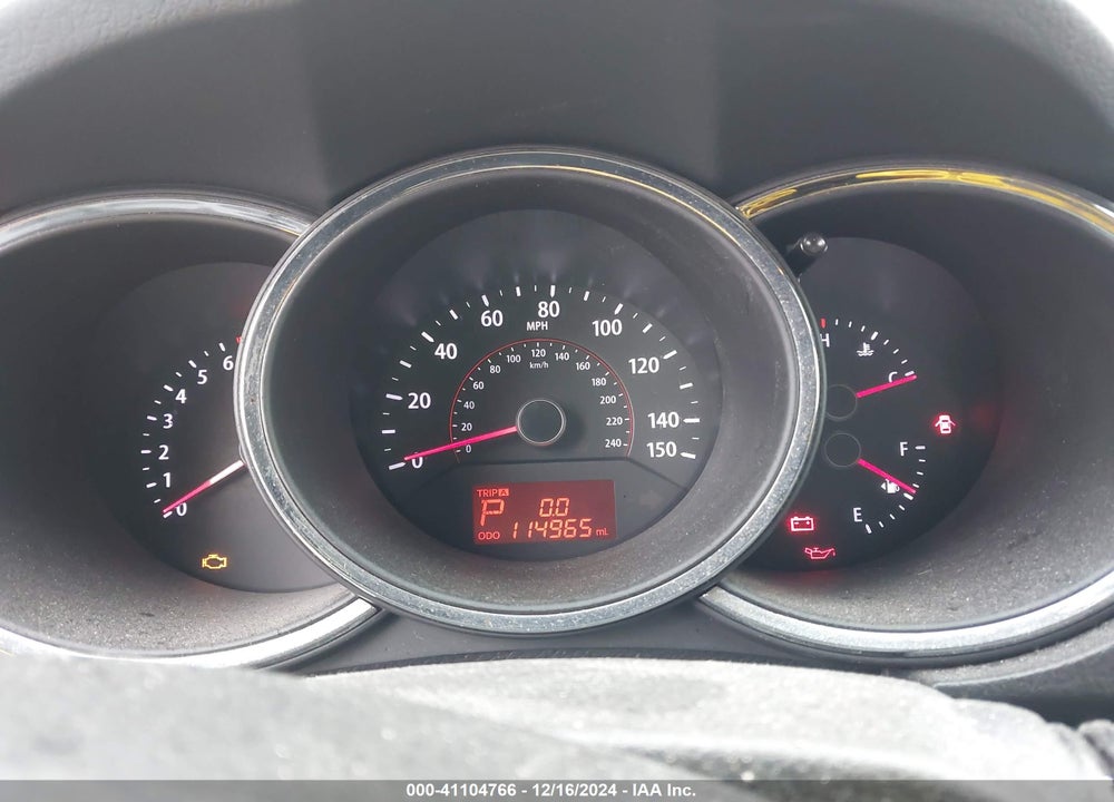 2012 KIA SORENTO LX VIN: 5XYKT4A67CG260341