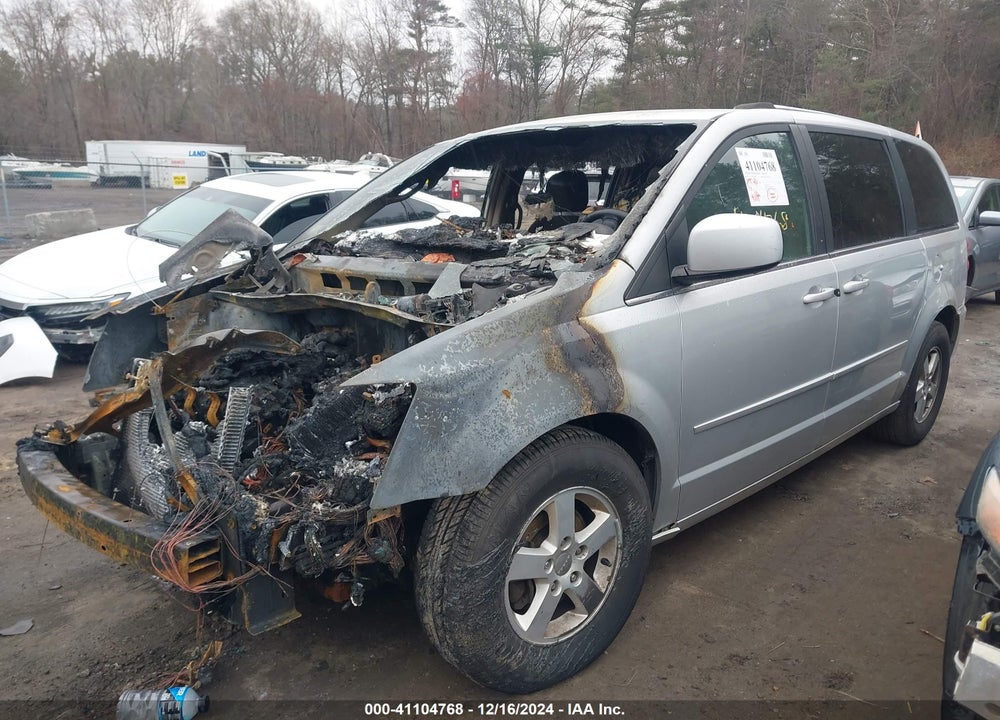 2011 DODGE GRAND CARAVAN CREW VIN: 2D4RN5DG7BR706729