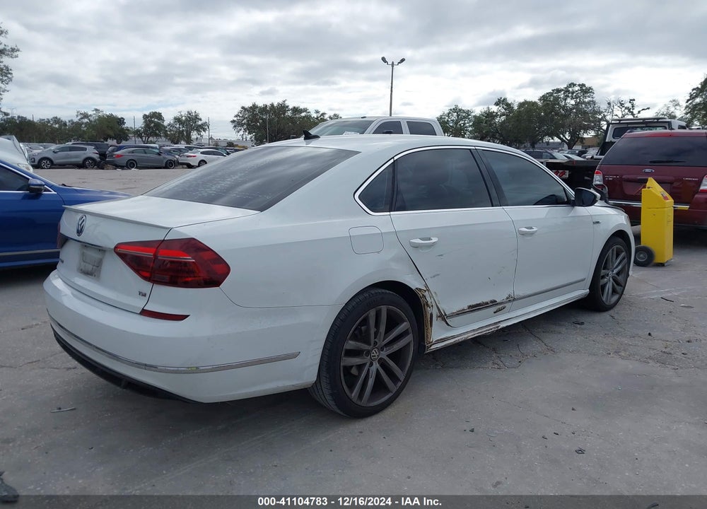 2017 VOLKSWAGEN PASSAT 1.8T R-LINE VIN: 1VWDT7A31HC016516