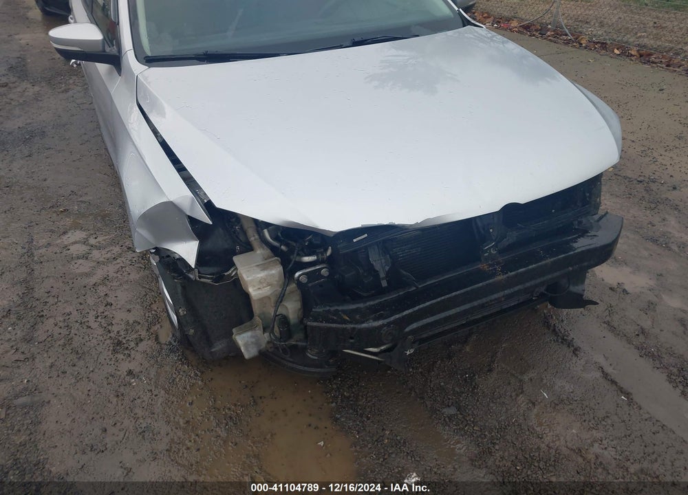 2014 VOLKSWAGEN JETTA VIN: 3VWD07AJ9EM281427