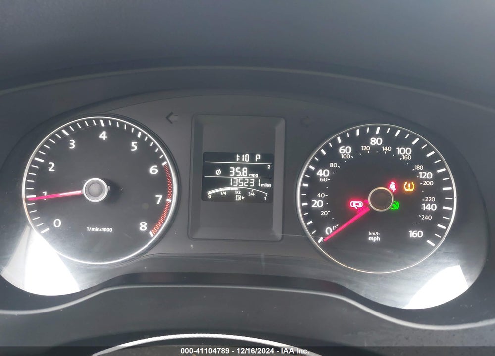 2014 VOLKSWAGEN JETTA VIN: 3VWD07AJ9EM281427