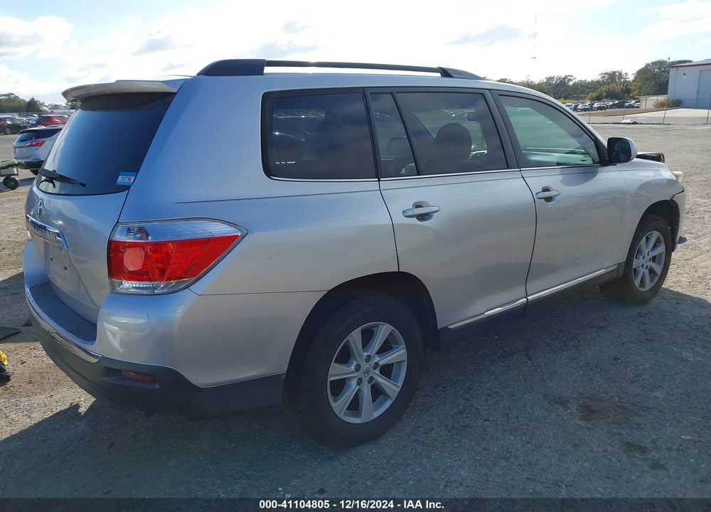 2013 TOYOTA HIGHLANDER SE V6 VIN: 5TDZK3EH5DS101247