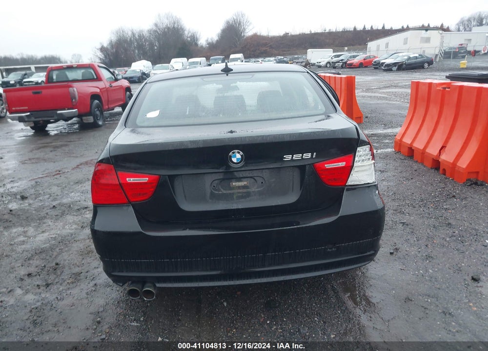 2011 BMW 328I XDRIVE VIN: WBAPK5C5XBF124500