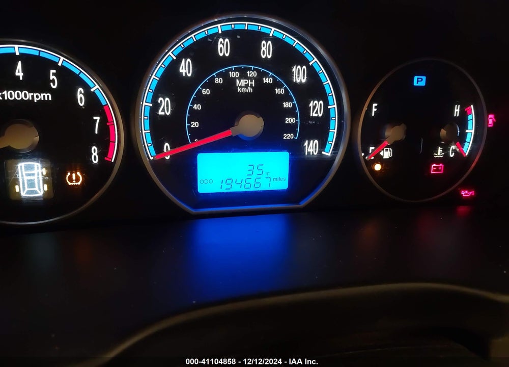 2008 HYUNDAI SANTA FE GLS VIN: 5NMSG13D38H219006