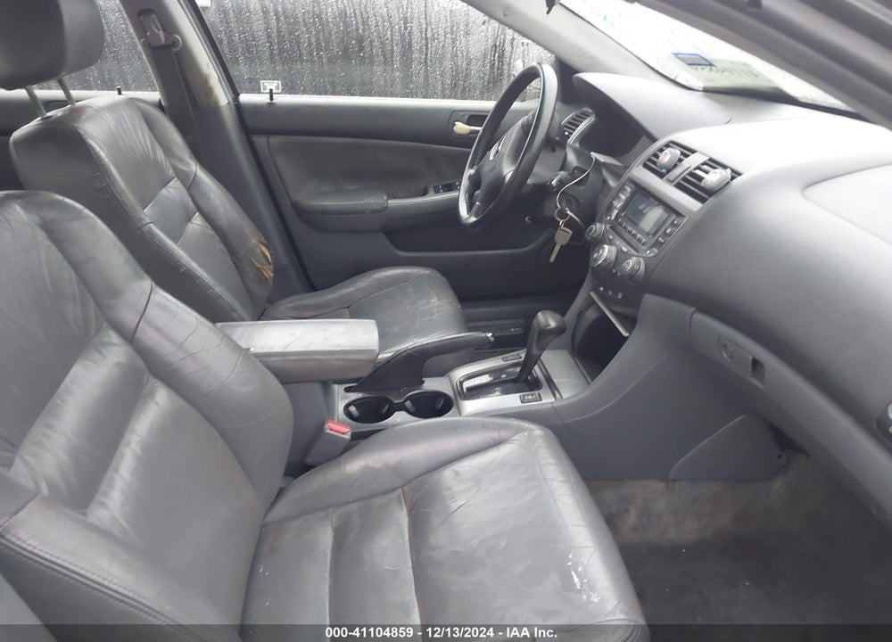 2003 HONDA ACCORD 3.0 EX VIN: 1HGCM66563A072277