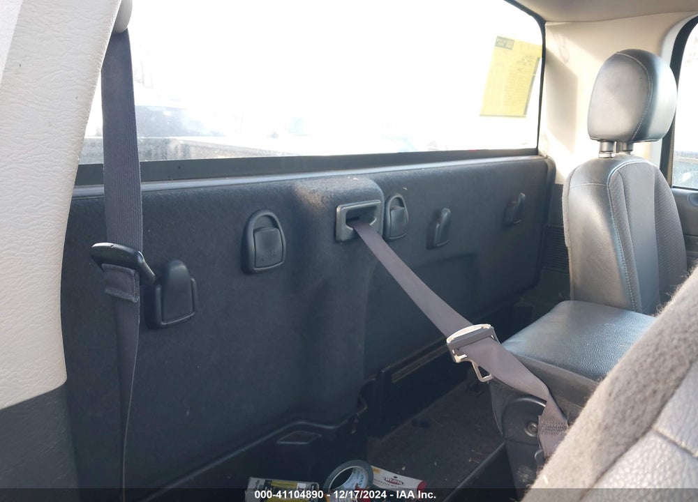 2004 DODGE RAM 1500 ST VIN: 1D7HU16N74J164142