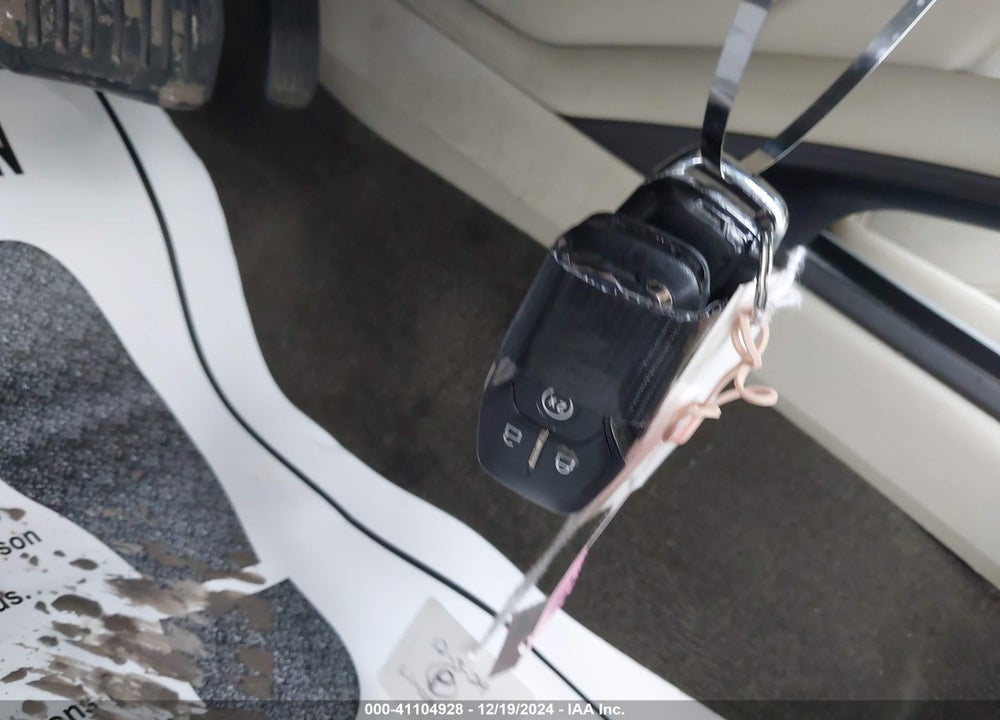 2014 LINCOLN MKZ VIN: 3LN6L2G9XER806206