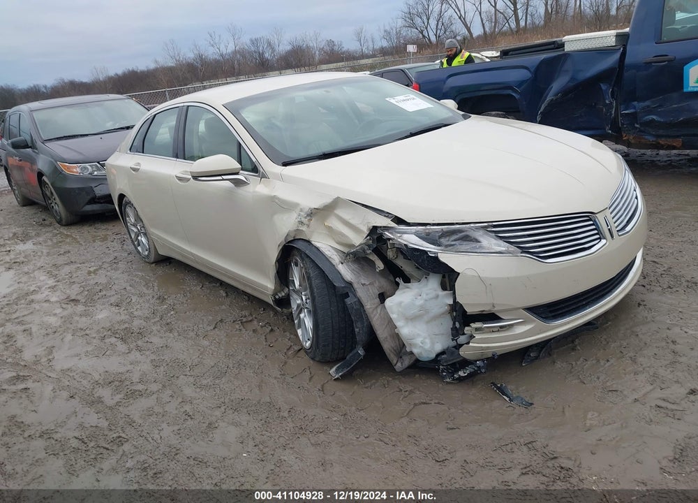 2014 LINCOLN MKZ VIN: 3LN6L2G9XER806206