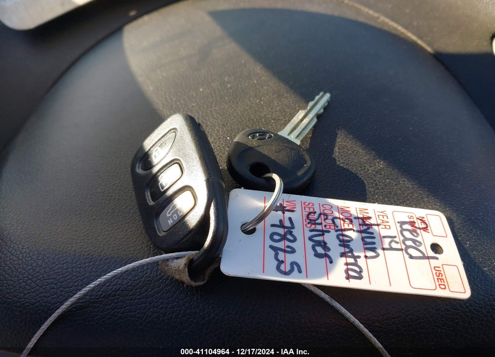 2014 HYUNDAI ELANTRA SE VIN: 5NPDH4AE8EH473120