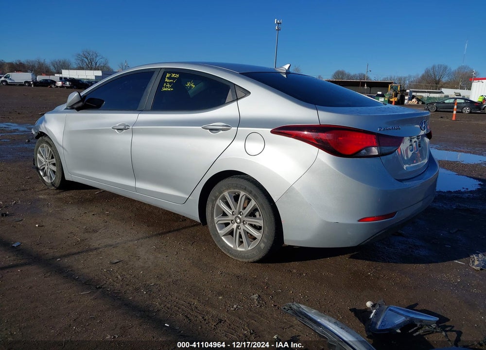2014 HYUNDAI ELANTRA SE VIN: 5NPDH4AE8EH473120