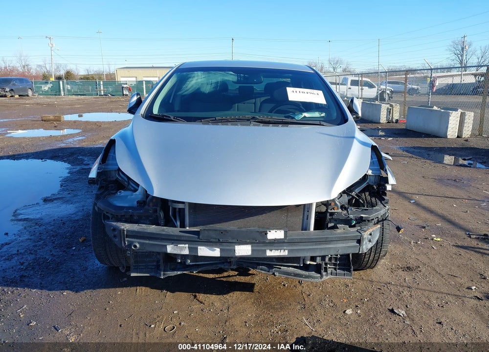 2014 HYUNDAI ELANTRA SE VIN: 5NPDH4AE8EH473120