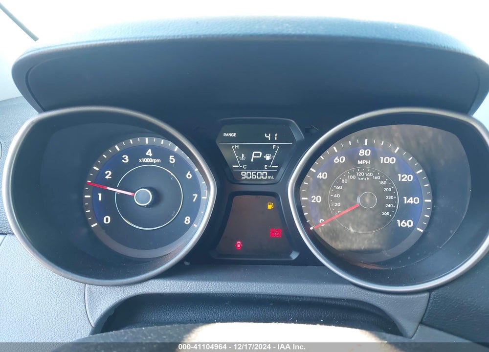 2014 HYUNDAI ELANTRA SE VIN: 5NPDH4AE8EH473120