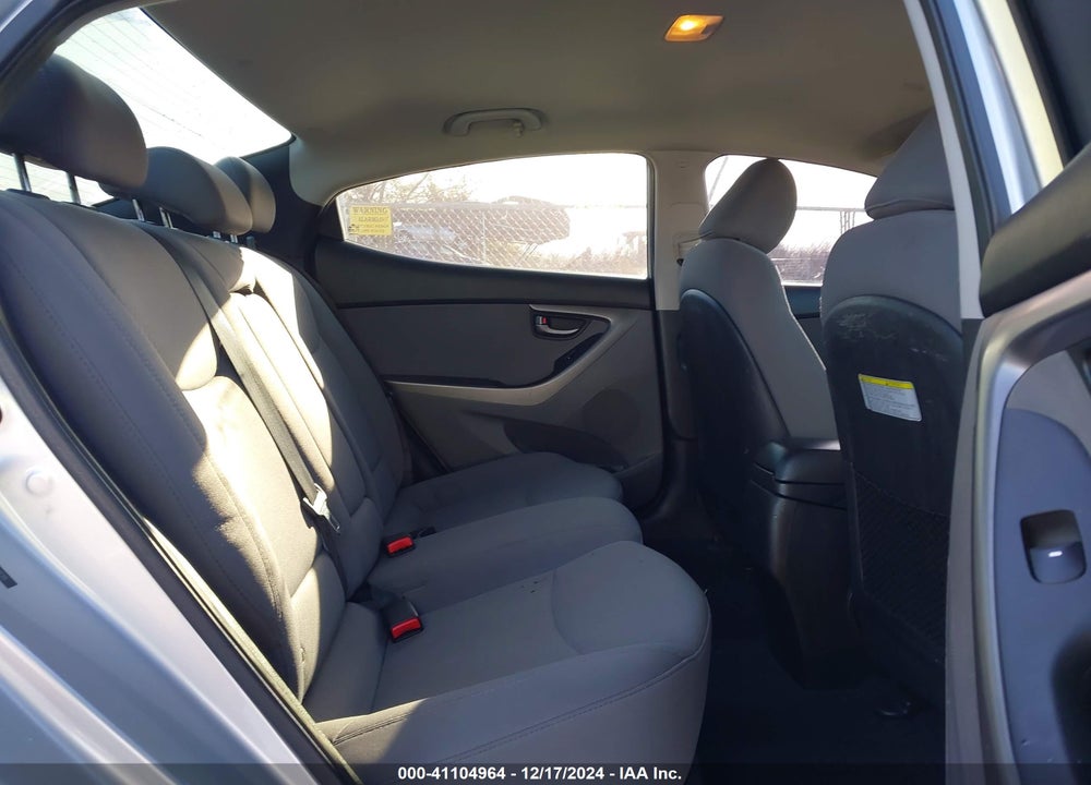2014 HYUNDAI ELANTRA SE VIN: 5NPDH4AE8EH473120