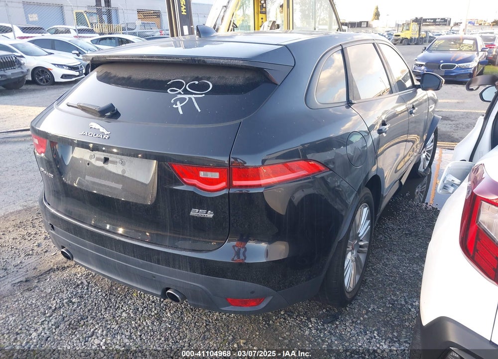 2017 JAGUAR F-PACE 35T PREMIUM VIN: SADCJ2BVXHA066225