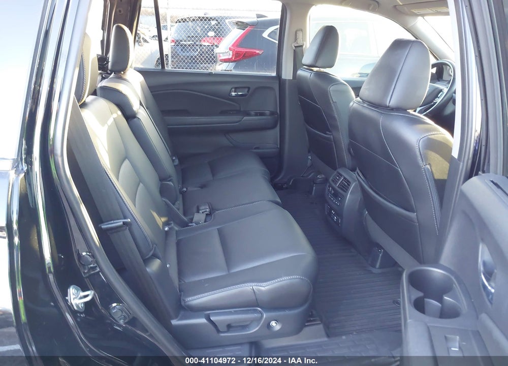 2020 HONDA PILOT AWD TOURING 8 PASSENGER VIN: 5FNYF6H90LB008869