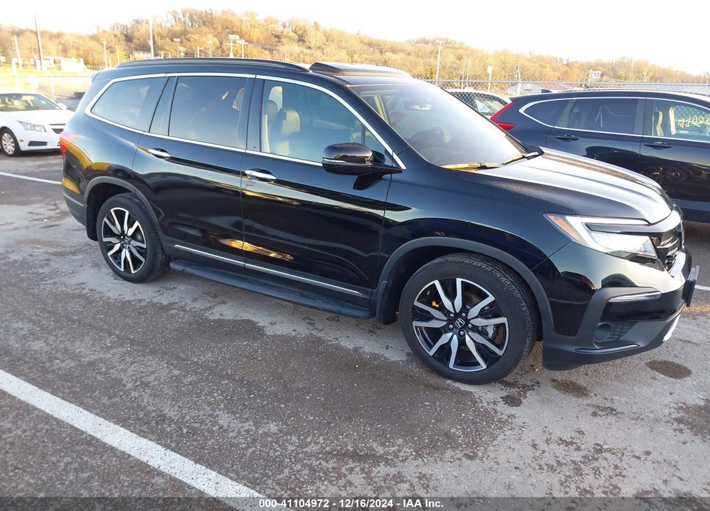 2020 HONDA PILOT AWD TOURING 8 PASSENGER VIN: 5FNYF6H90LB008869