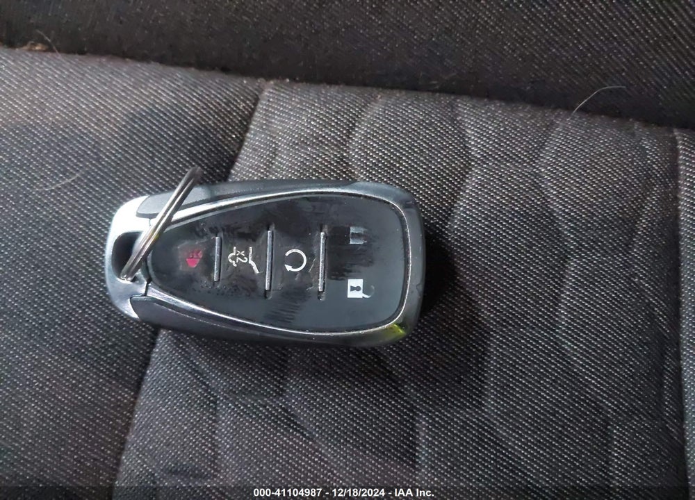 2018 CHEVROLET EQUINOX LT VIN: 2GNAXSEV8J6306928