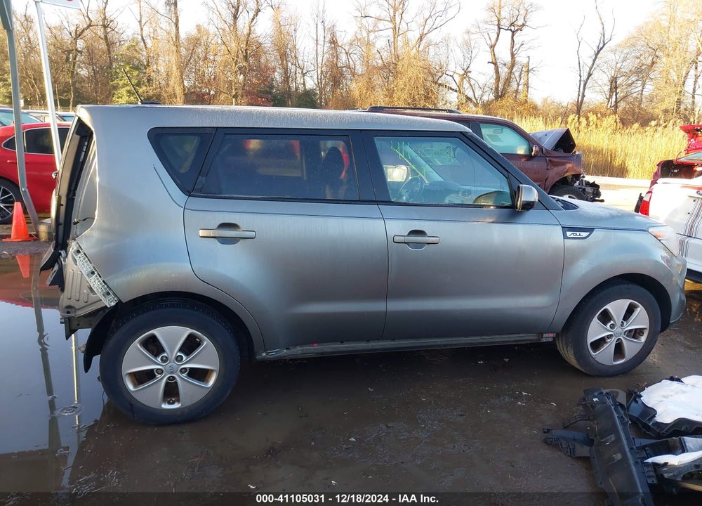 2015 KIA SOUL VIN: KNDJN2A27F7209608