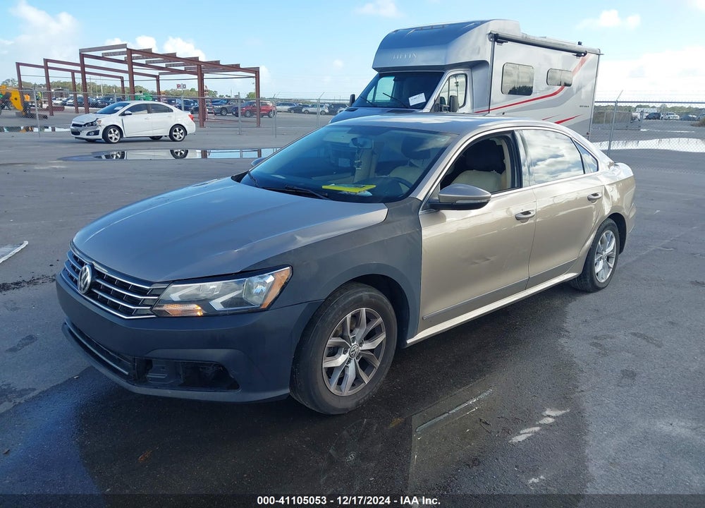 2017 VOLKSWAGEN PASSAT VIN: 1VWAT7A36HC054763