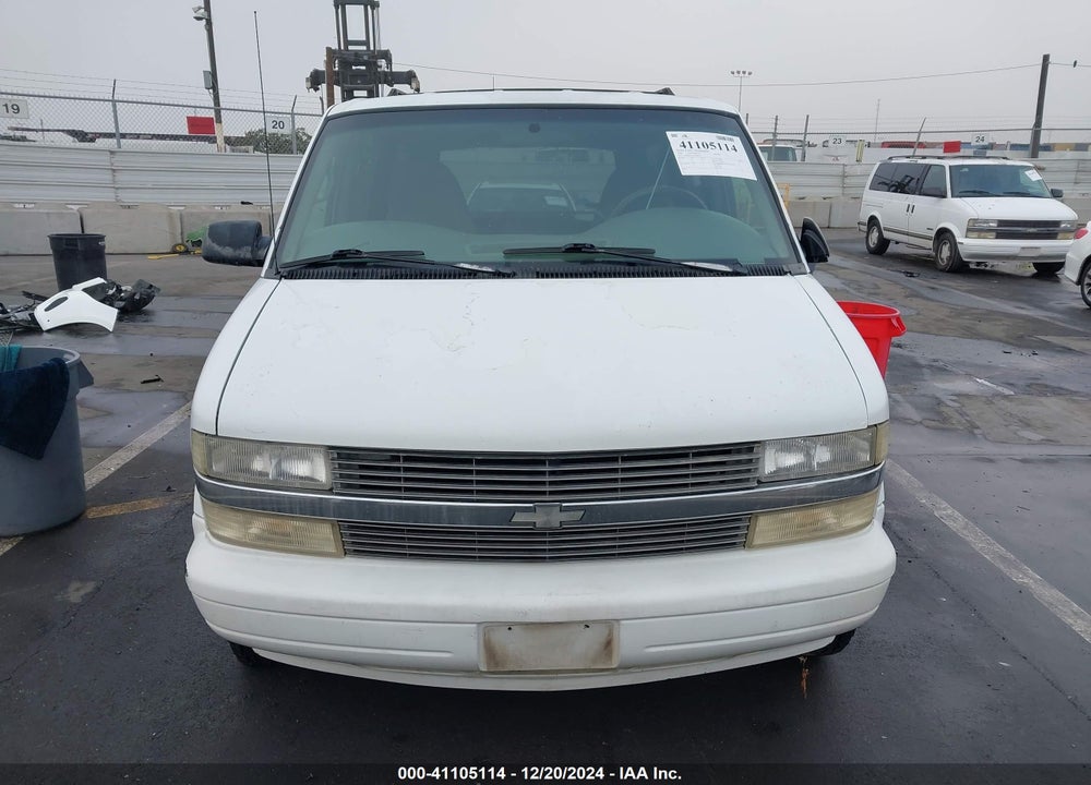 2000 CHEVROLET ASTRO VIN: 1GNDM19W3YB189933