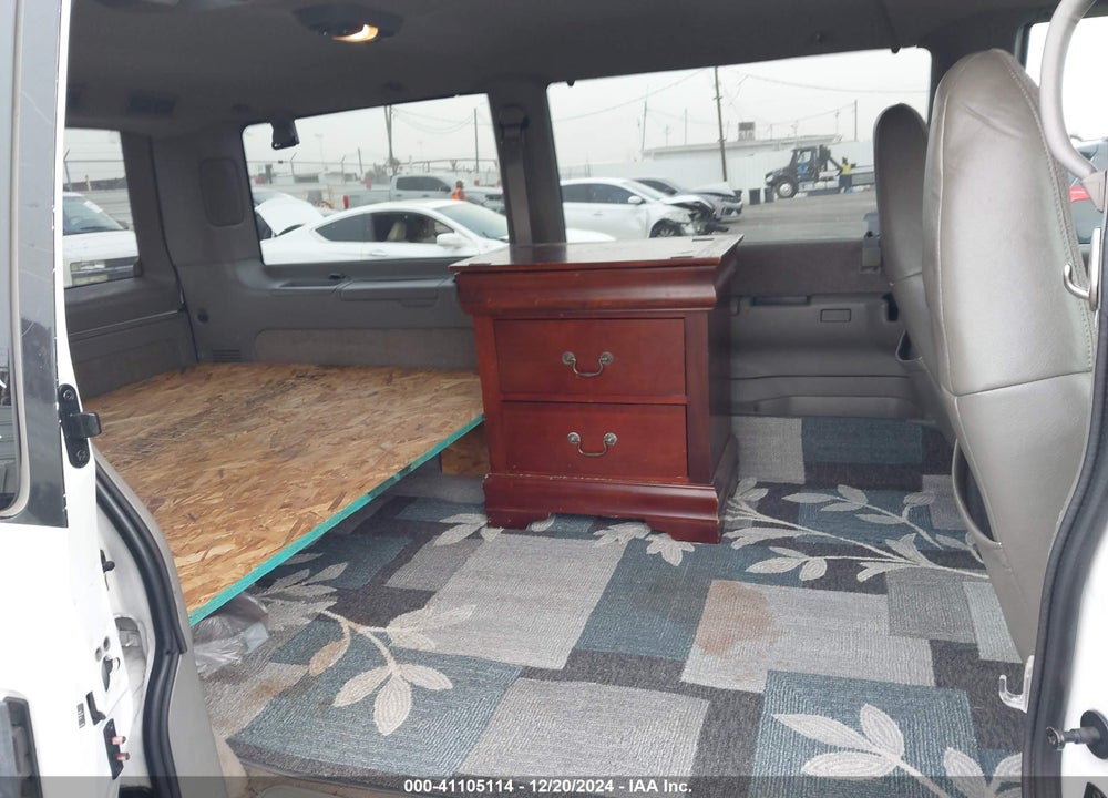 2000 CHEVROLET ASTRO VIN: 1GNDM19W3YB189933