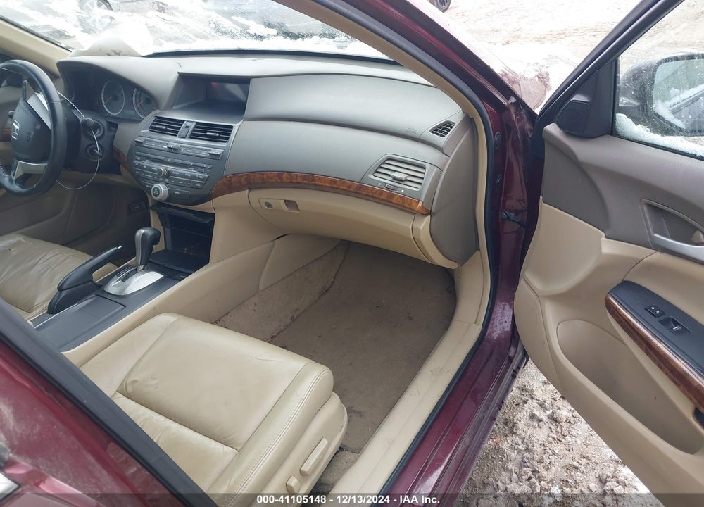 2008 HONDA ACCORD VIN: 1HGCP36828A010267