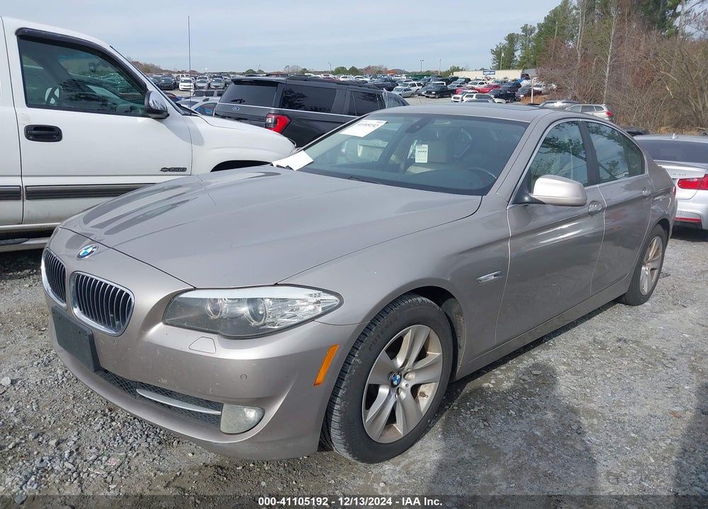 2011 BMW 528I VIN: WBAFR1C51BC742645