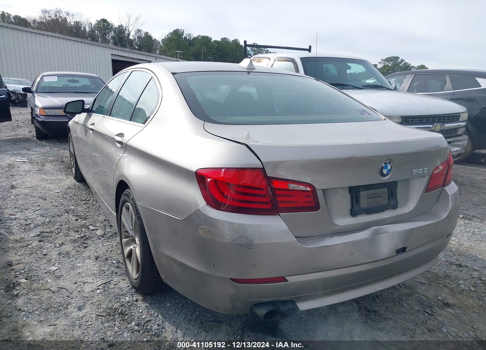 2011 BMW 528I VIN: WBAFR1C51BC742645