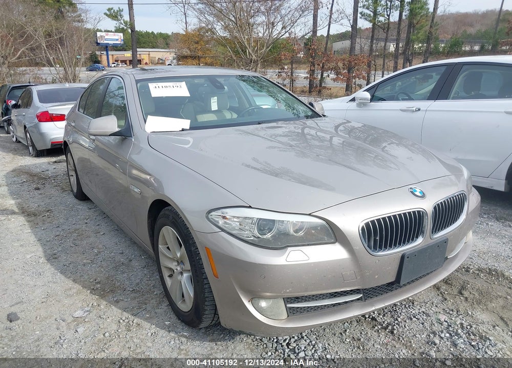 2011 BMW 528I VIN: WBAFR1C51BC742645