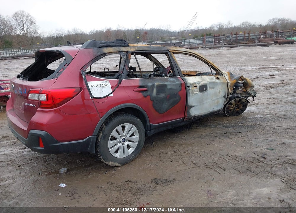 2018 SUBARU OUTBACK 2.5I PREMIUM VIN: 4S4BSACC0J3303063