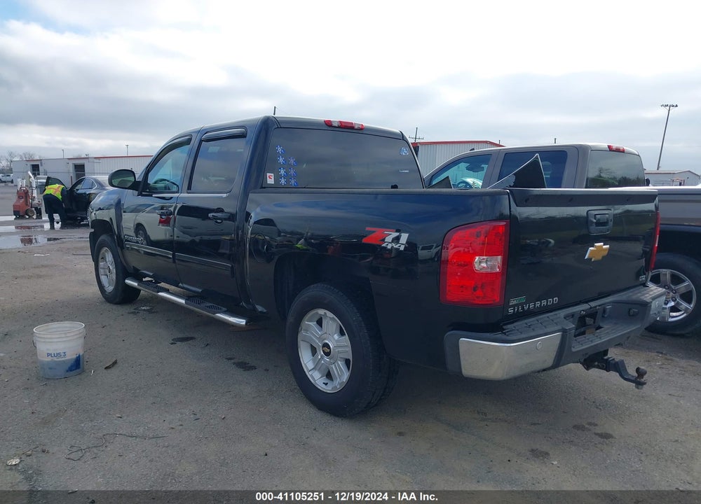 2011 CHEVROLET SILVERADO 1500 LTZ VIN: 3GCPKTE30BG117427
