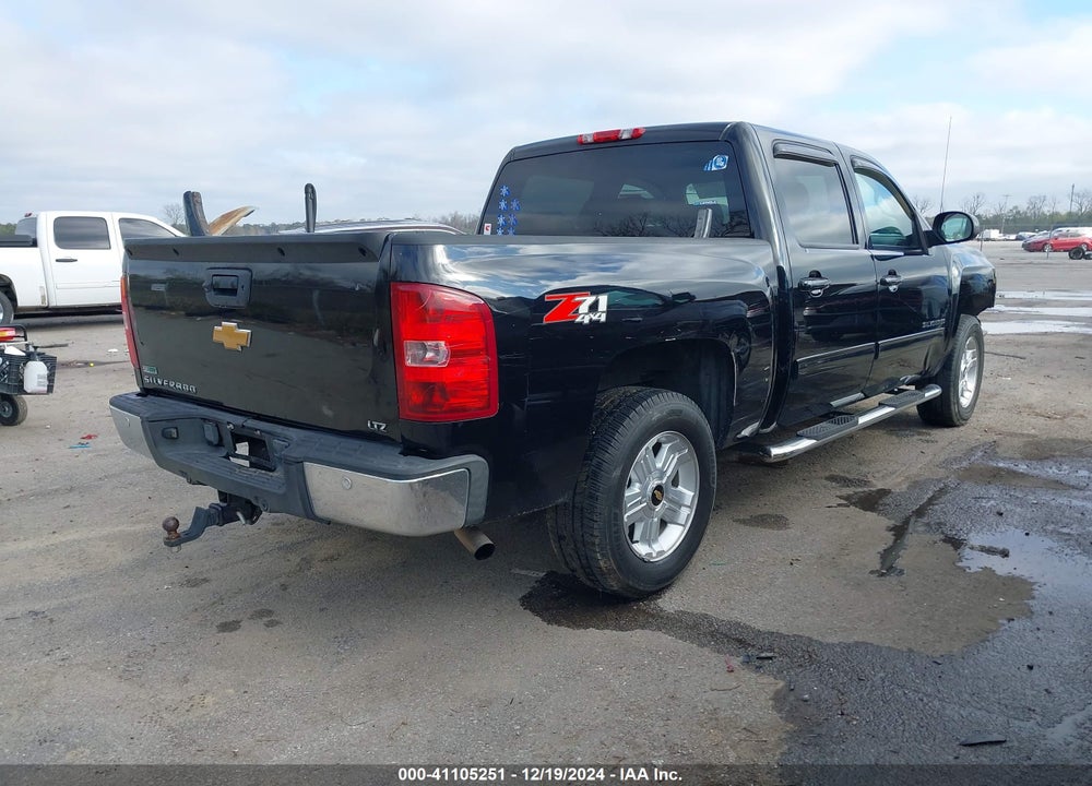 2011 CHEVROLET SILVERADO 1500 LTZ VIN: 3GCPKTE30BG117427