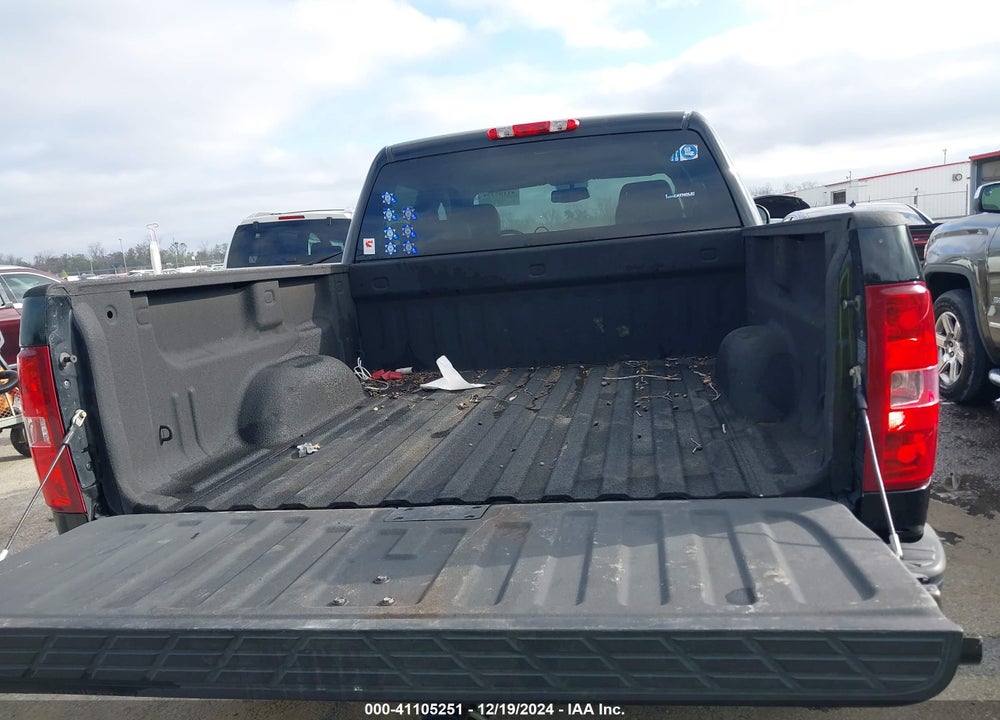 2011 CHEVROLET SILVERADO 1500 LTZ VIN: 3GCPKTE30BG117427