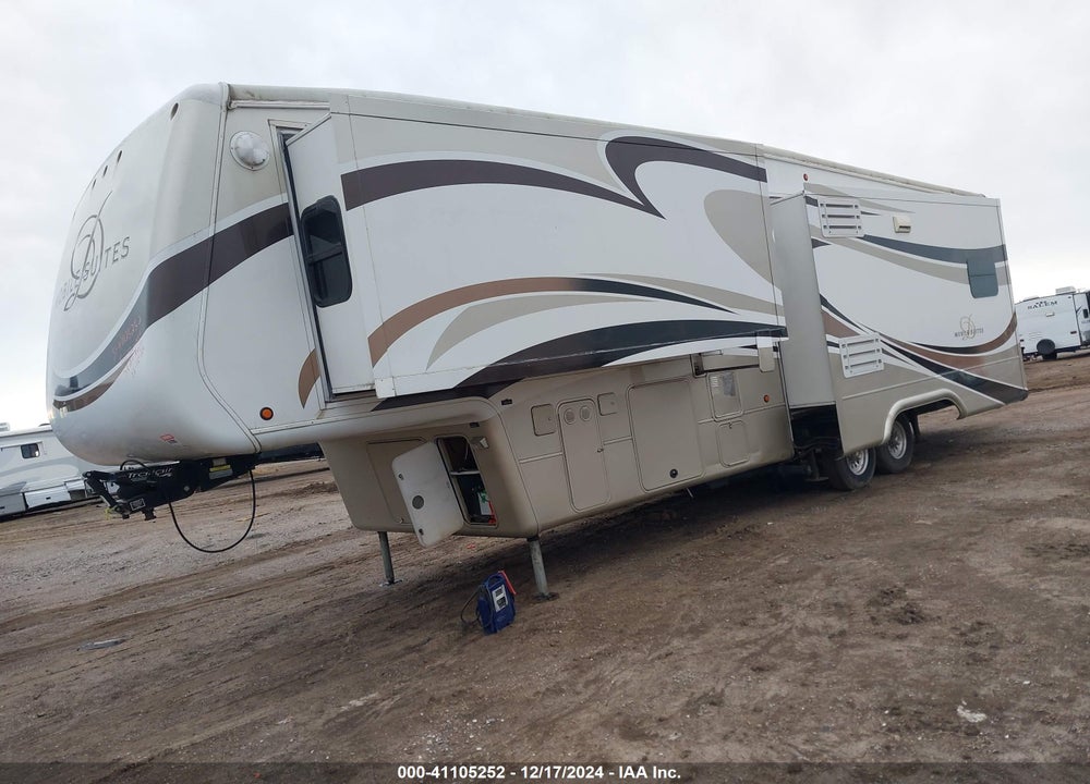 2010 DRV MOBILE SUITES FIFTH VIN: 5KEFA3625A1005273